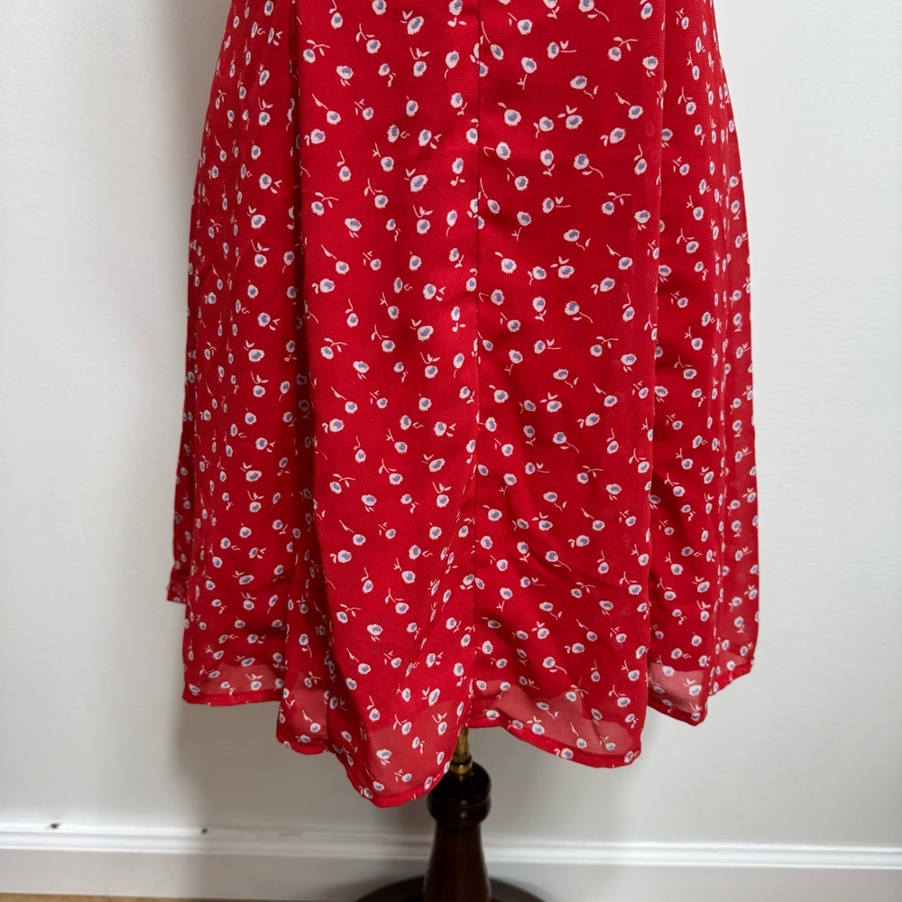 Review Ditsy Floral Babydoll Sundress - Picture 5 of 12
